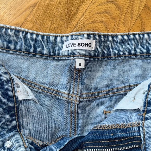 Classic Blue Denim Women's Jeans wide cut - Picture 7 of 7